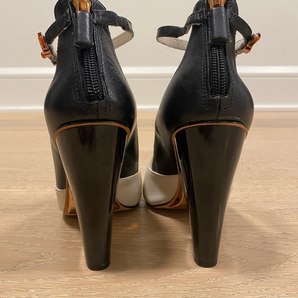 NWOT Black and white leather heels size 35.5 - Picture 4 of 11